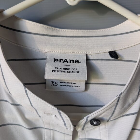 Prana Railay tunic White and gray oversized striped long sleeve button up shirt. - Picture 4 of 4